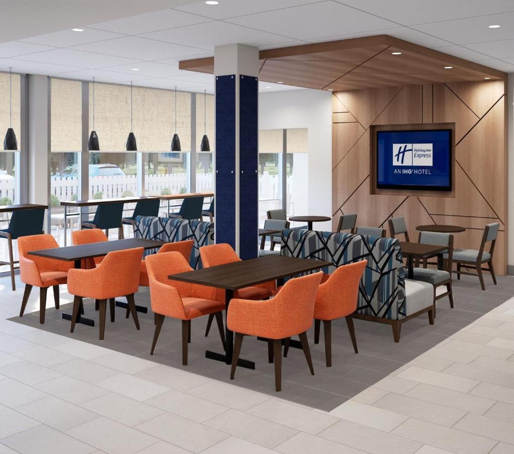 Holiday Inn Express - Blair By Ihg Екстер'єр фото