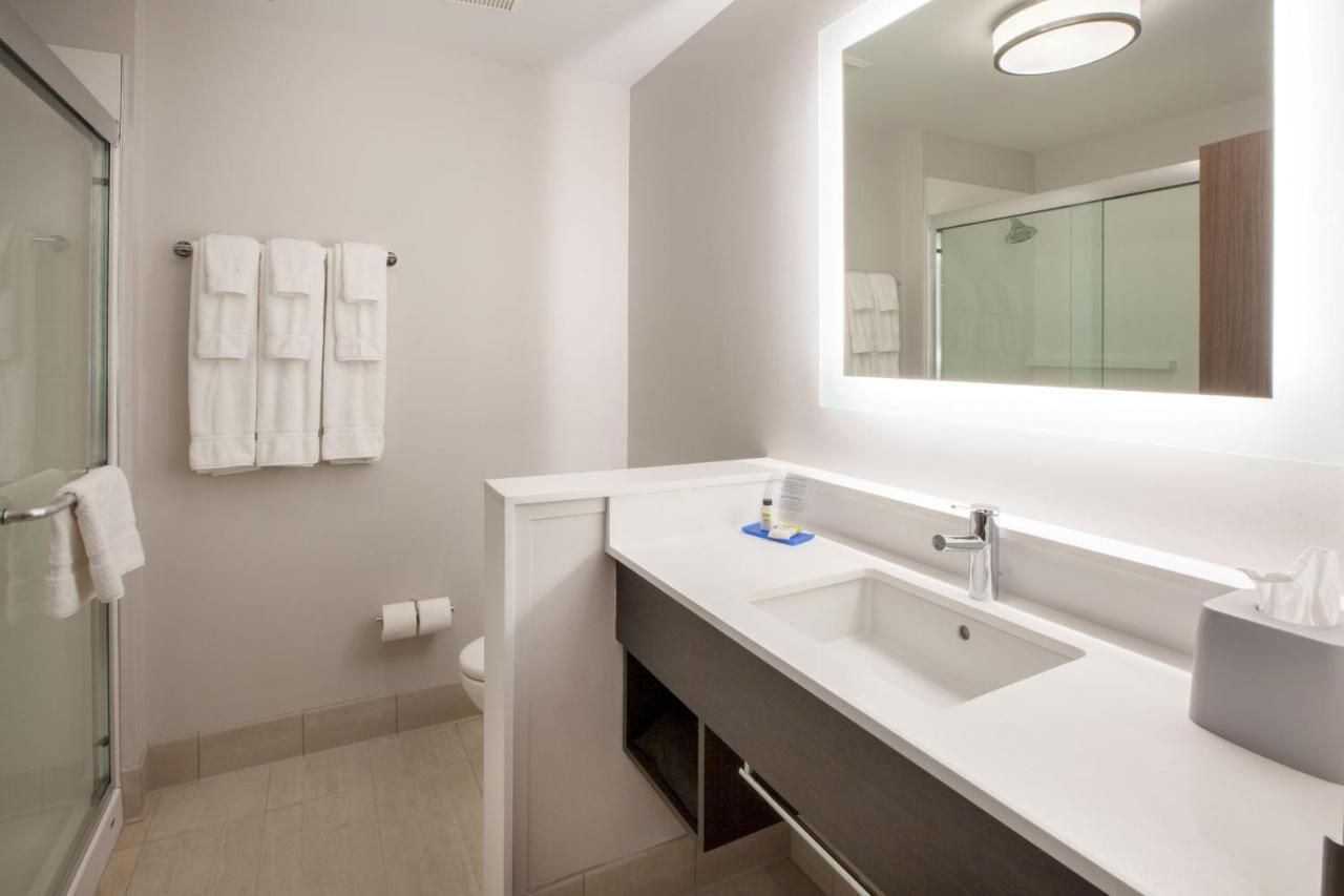Holiday Inn Express - Blair By Ihg Екстер'єр фото